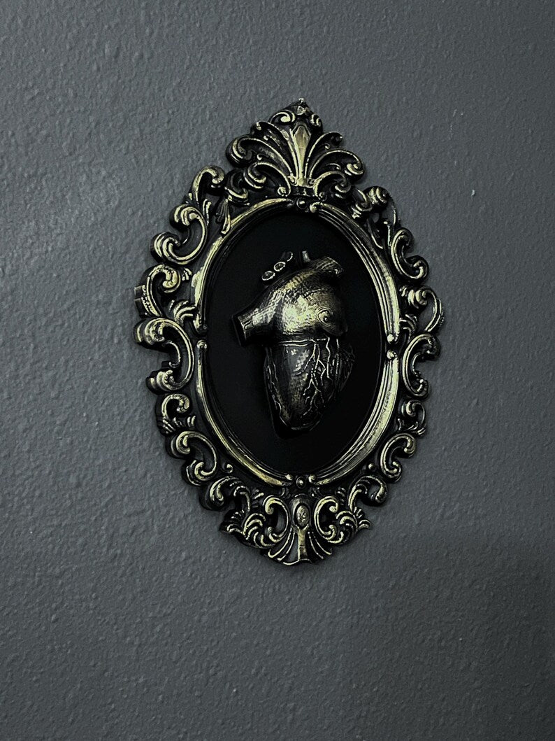 Gothic Solid Framed Heart wall decor