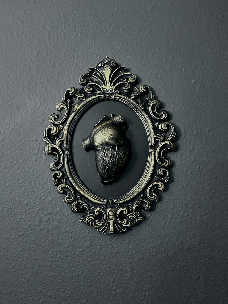 Gothic Solid Framed Heart wall decor