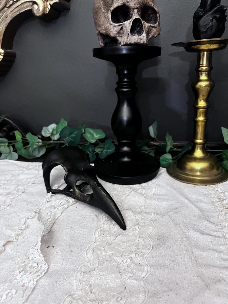 Gothic Raven Skull table top decor
