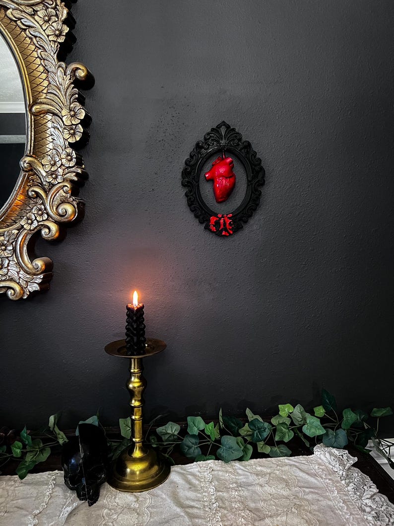 Gothic Framed Bleeding Hanging Heart wall decor