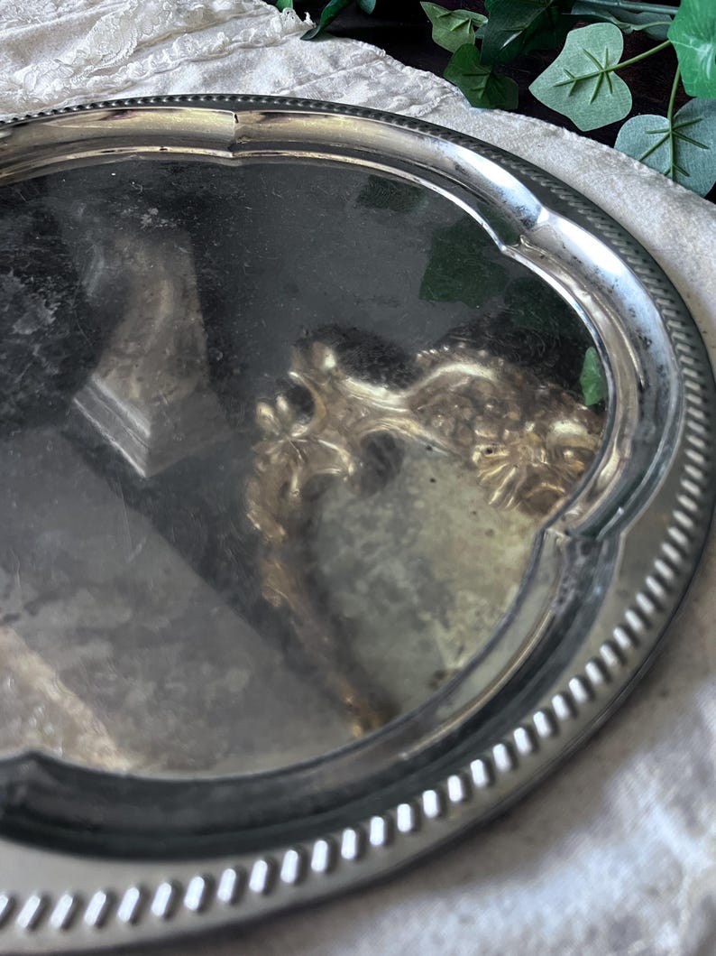 Vintage silverplate serving tray 14"