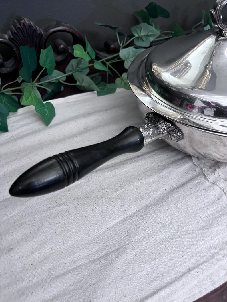 Vintage Leonard Silver Plate Chafing Dish w/Lid