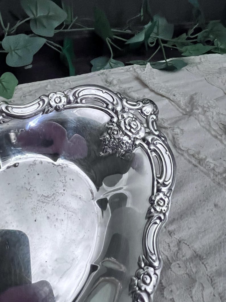 Vintage Community Victorian Ornate silver plated tray