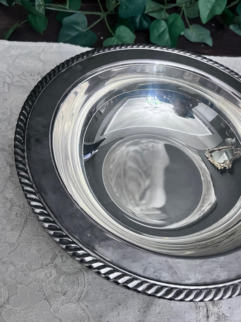 Vintage Oneida Silver plated serving Bowl 10.5"