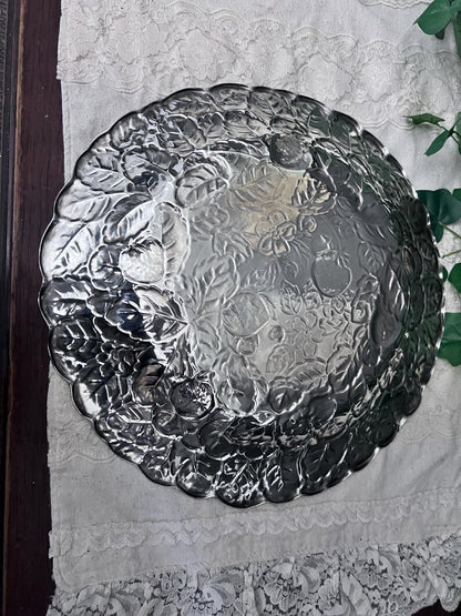 Vintage Reed and Barton Floral Silver Plate Tray Centerpiece #115 13.5"