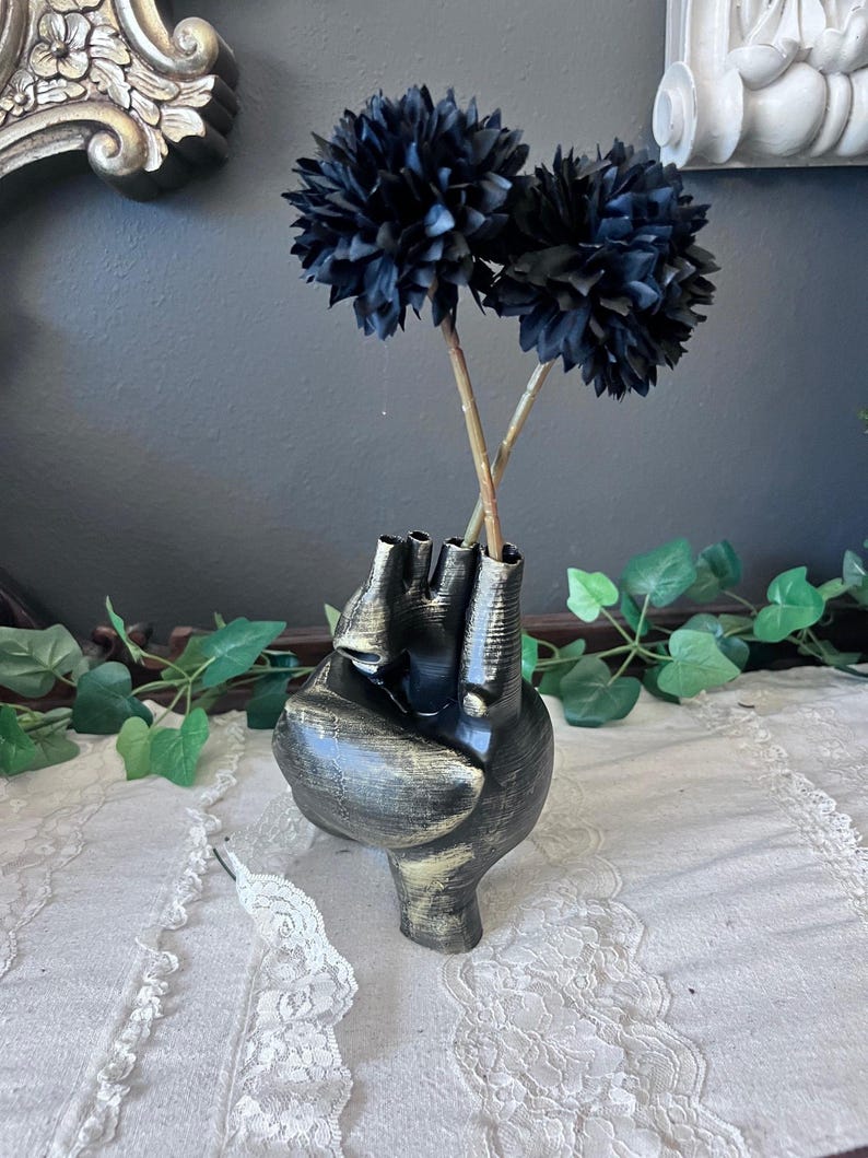Anatomical Heart Shaped Vase decor Black and Gold
