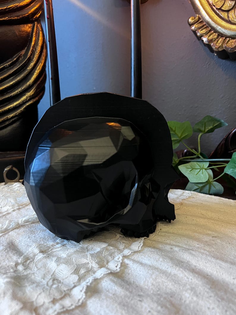 Asymmetrical Geometrical Skull Decor