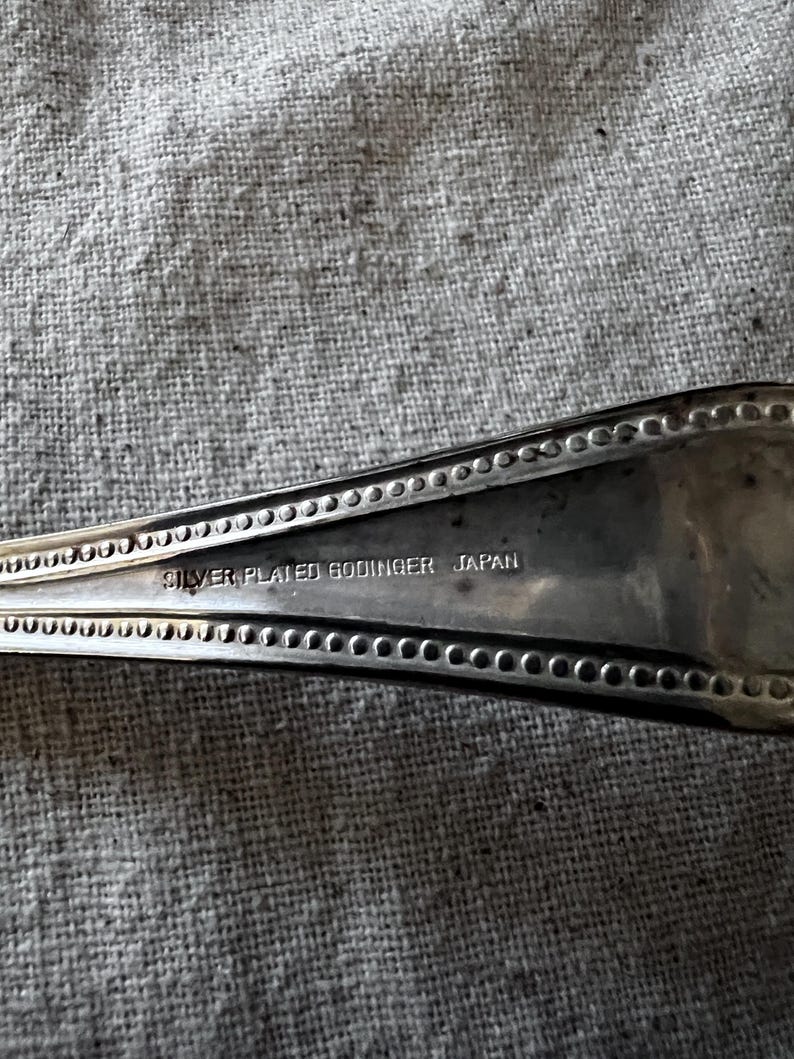 Vintage Silver plated Godinger Japan pie server