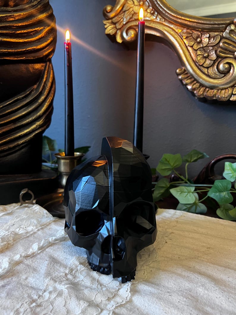 Asymmetrical Geometrical Skull Decor