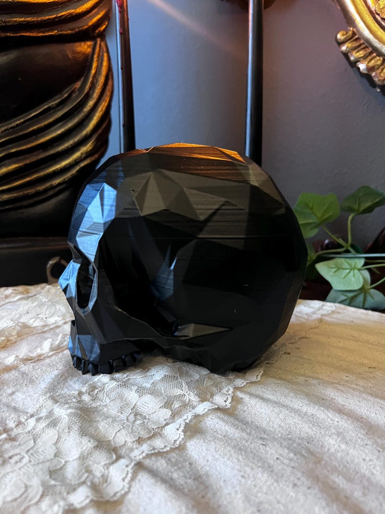 Asymmetrical Geometrical Skull Decor