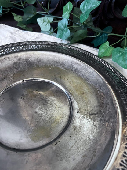 Vintage WM Rogers & Son "Spring Flower" silverplate serving tray #2021