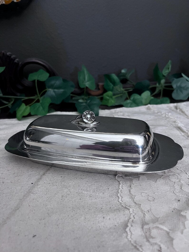 Vintage Oneida Butter Dish w/glass insert and lid