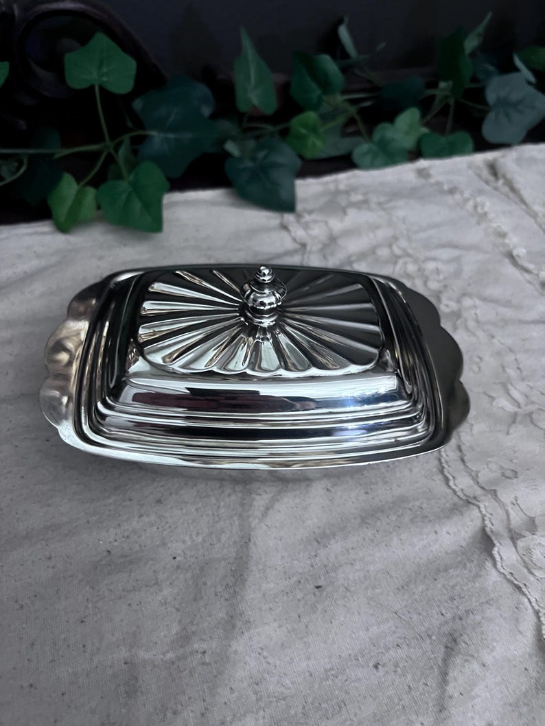 Vintage Rogers 989 Silver Plate Soft Butter Dish