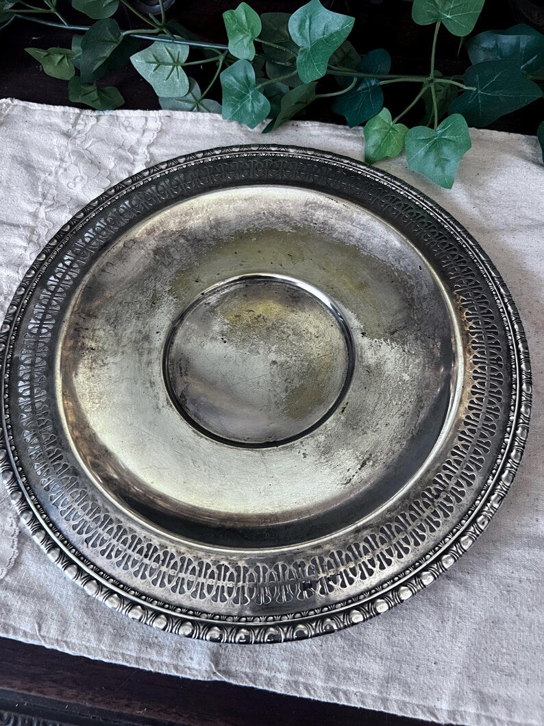 Vintage WM Rogers & Son "Spring Flower" silverplate serving tray #2021