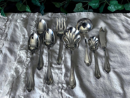 International American Silverware set of 8
