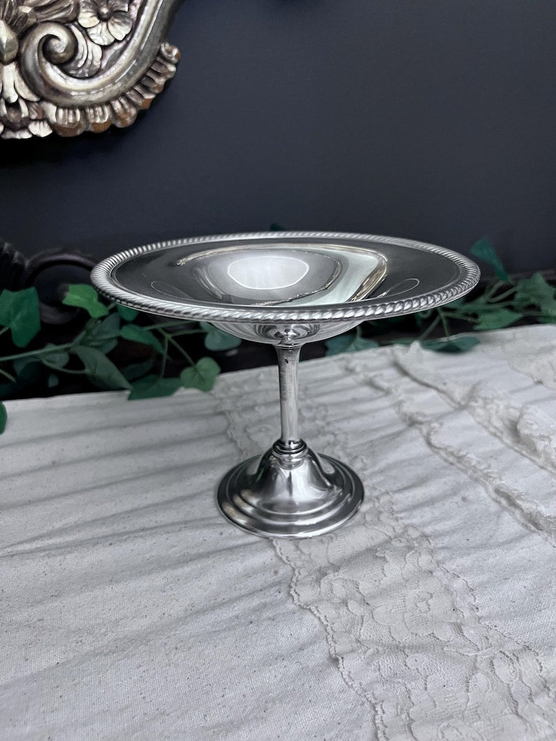 Vintage WM Rogers Pedestal Candy Serving Bowl