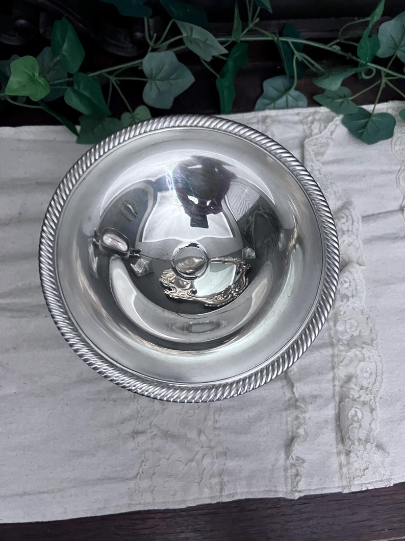 Vintage WM Rogers Pedestal Candy Serving Bowl