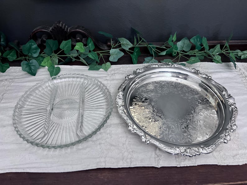Vintage Sheridan Silver Plated Round Serving Tray Ornate Glass Insert 12.5"