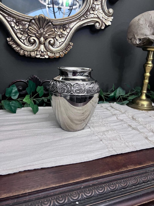 Vintage International Silver Company Silver Plate Urn Vase