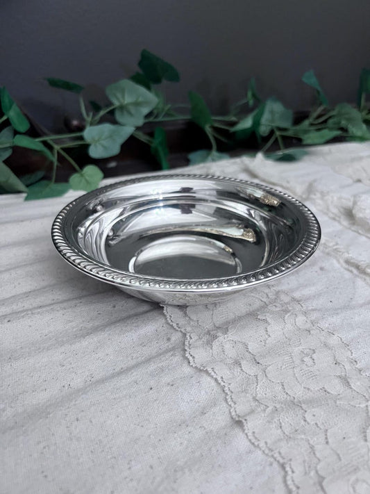 Vintage Silver Plate Serving Candy Bowl 6"